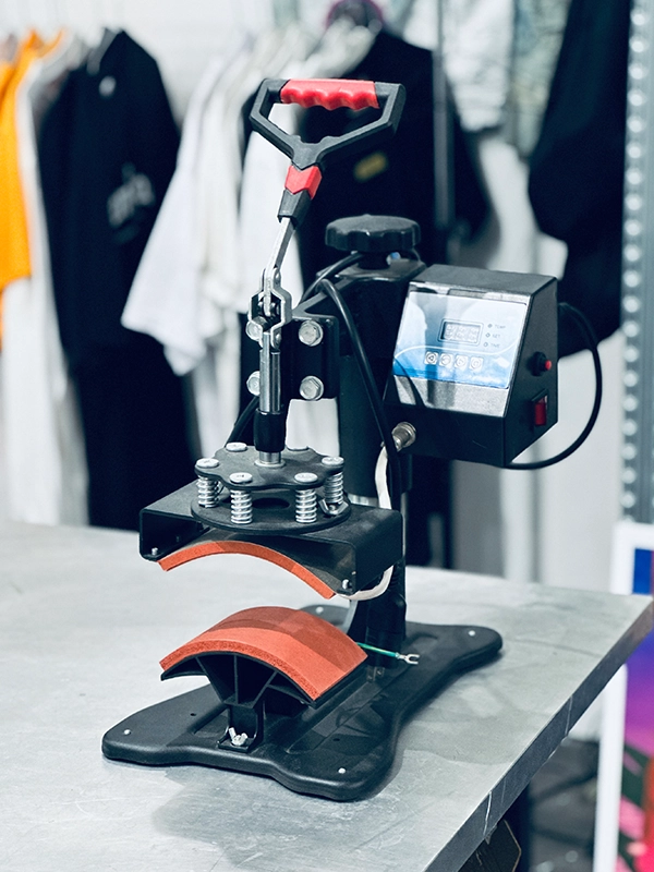 キャッププレス機